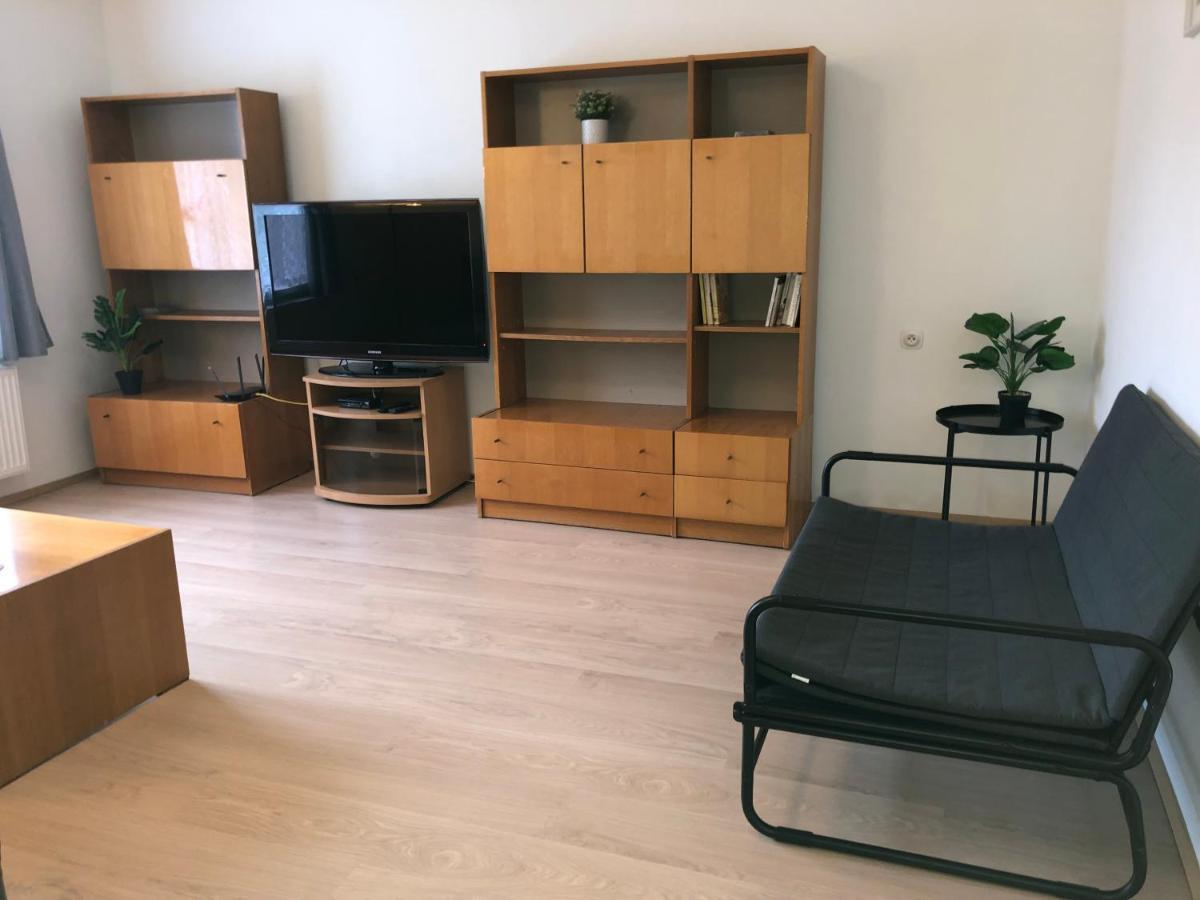 Apartmány Jevany Exterior foto